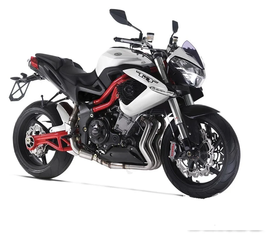Benelli TNT 1130 side view